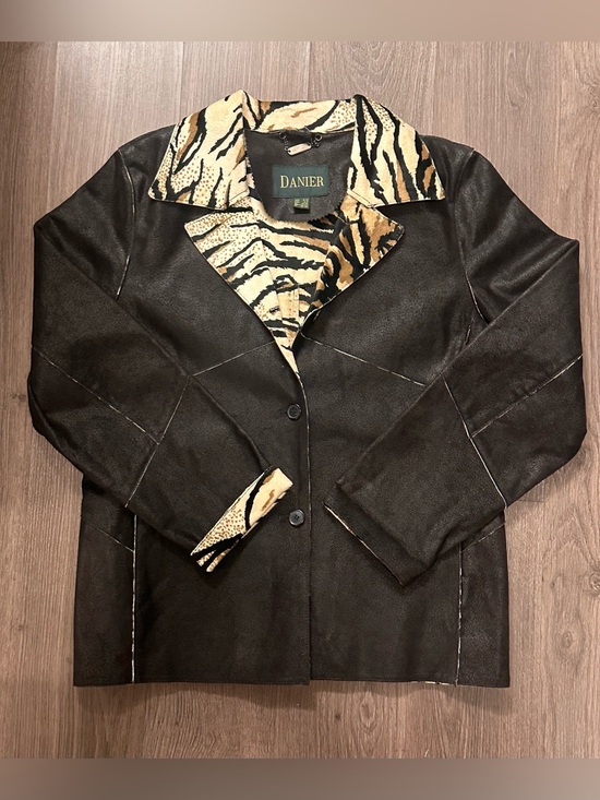 Danier Jackets & Blazers - Danier Leather Jacket Animal Print